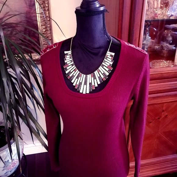 89th & Madison Burgendy Top With Shoulder Detail - Picture 1 of 8